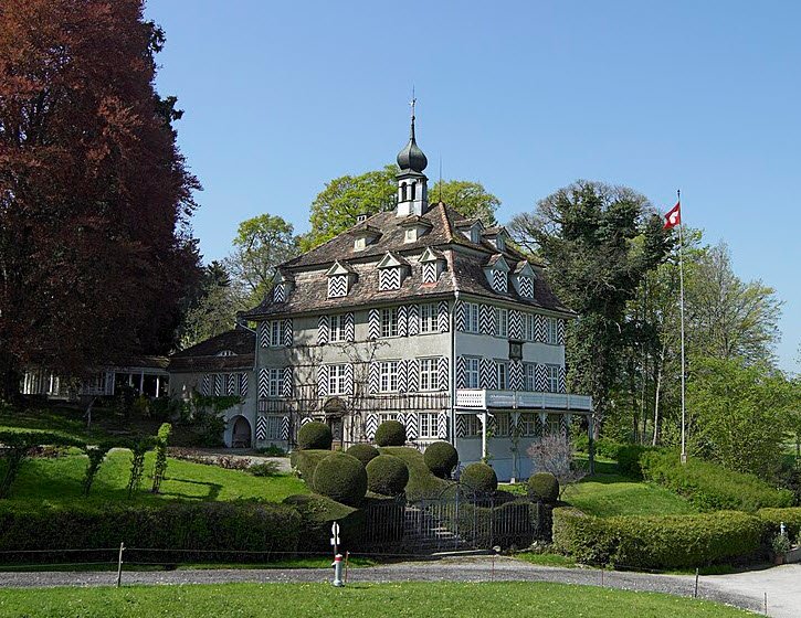 Kleiner Hahnberg Castle, Berg, Switzerland